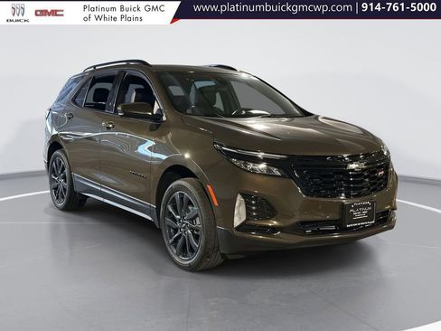 Used 2024 Chevrolet Equinox RS w/ LPO, Floor Liner Package image 1