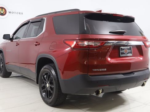 Used 2020 Chevrolet Traverse LT image 24