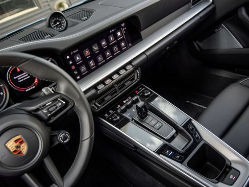 Certified 2023 Porsche 911 Carrera S RWD image 33