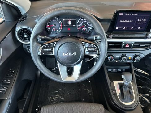 Certified 2023 Kia Forte LXS FWD image 18