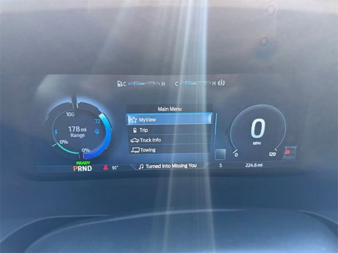 New 2025 Ford F150 Lightning Platinum image 24