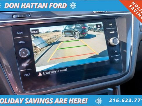 Used 2023 Volkswagen Tiguan SE image 19