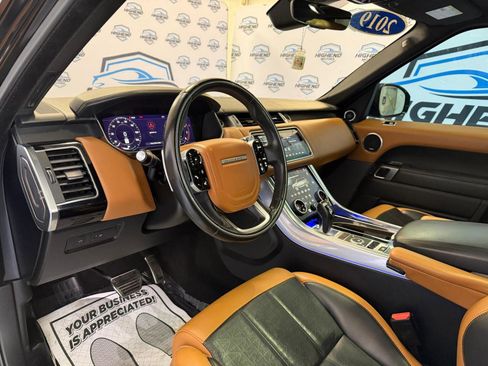 Used 2019 Land Rover Range Rover Sport HSE Dynamic image 16
