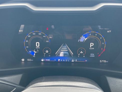 Used 2025 Chevrolet Colorado W/T image 11