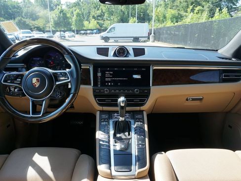 Used 2019 Porsche Macan AWD/4WD image 15