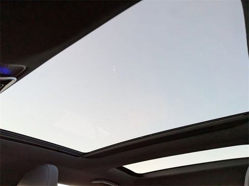 Used 2024 Mercedes-Benz C 300 4MATIC Sedan image 13