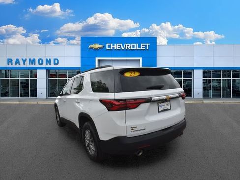 Certified 2023 Chevrolet Traverse LT FWD image 5