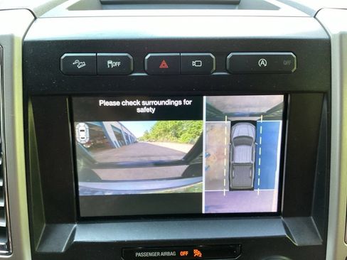 Used 2019 Ford F150 King Ranch w/ Equipment Group 601A Luxury AWD/4WD image 55