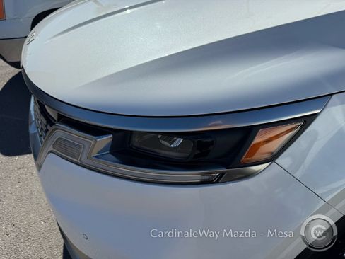 Used 2024 Kia Carnival SX FWD image 9