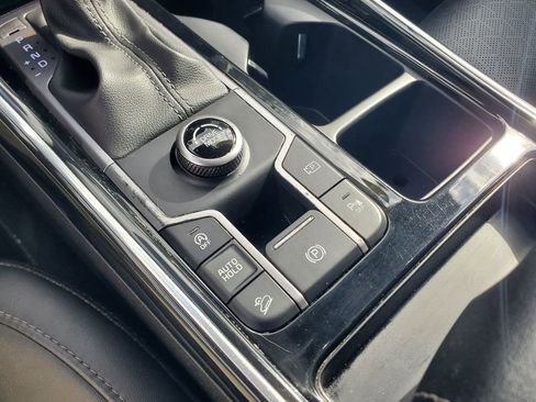 Used 2023 Kia Sorento SX FWD image 35
