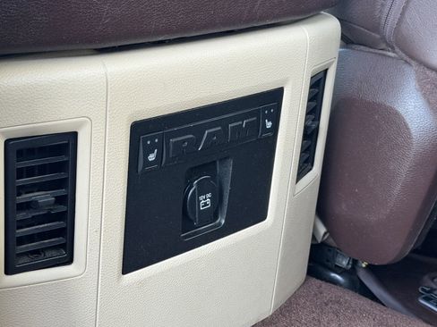 Used 2018 RAM 2500 Longhorn w/ Longhorn Southfork Package image 31