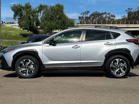 Used 2024 Subaru Crosstrek 2.0i Premium w/ Popular Package #4 image 9