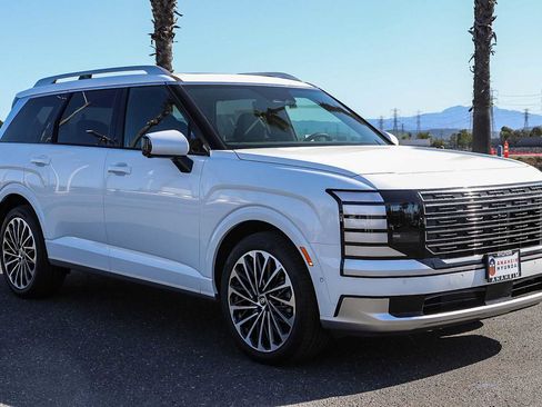 New 2026 Hyundai Palisade Calligraphy AWD/4WD image 3