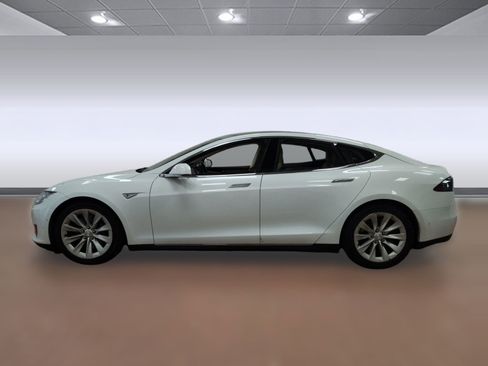 Used 2016 Tesla Model S 75D image 2