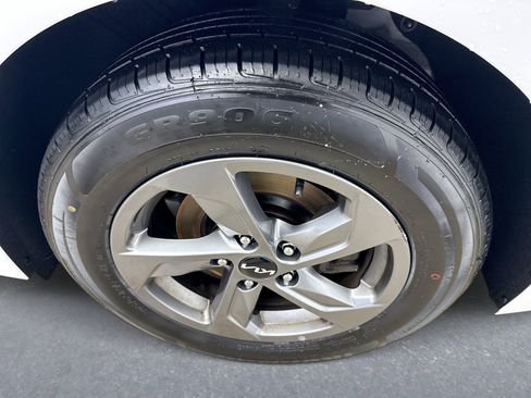 Used 2023 Kia K5 LXS image 20