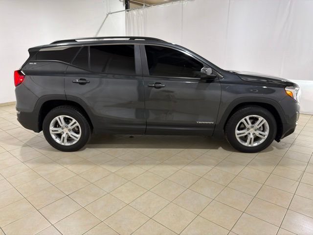 Used 2021 GMC Terrain SLE w/ Driver Convenience Package FWD image 7
