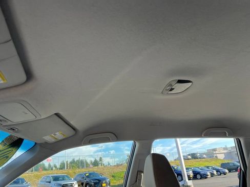 Used 2012 Subaru Forester 2.5X w/ Alloy Wheel Pkg image 25