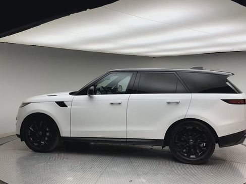 Used 2023 Land Rover Range Rover Sport SE AWD/4WD image 5