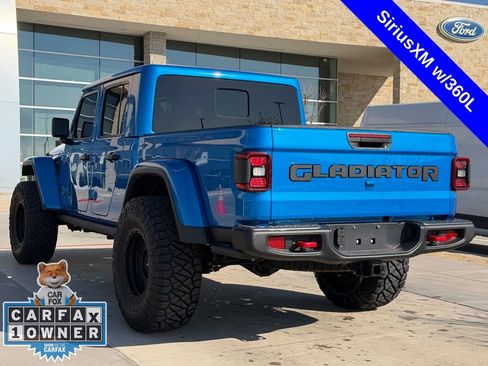 Used 2025 Jeep Gladiator Rubicon w/ Convenience Group image 11