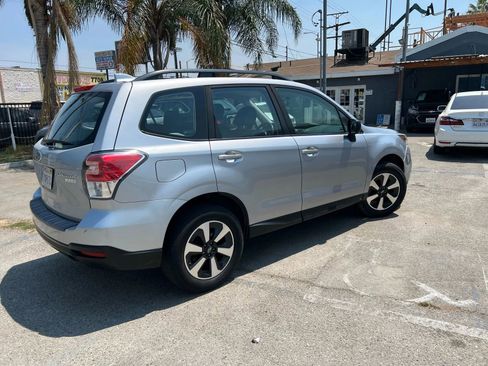 Used 2017 Subaru Forester 2.5i w/ Alloy Wheel Package image 5