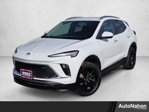 Used 2024 Buick Encore GX Sport Touring image 1