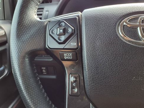 Used 2019 Toyota 4Runner TRD Off-Road Premium AWD/4WD image 14