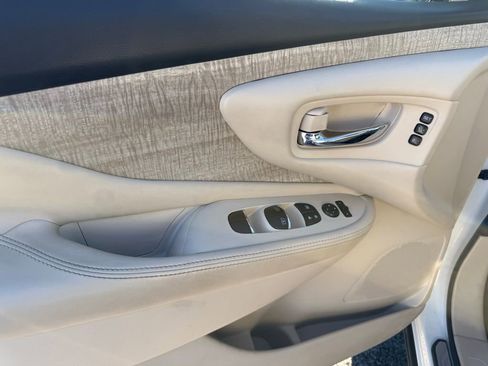 Used 2019 Nissan Murano SL image 10