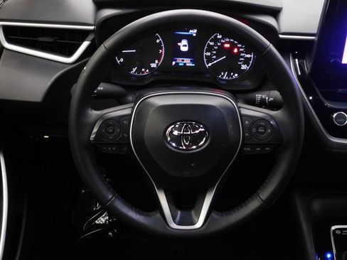 Used 2025 Toyota Corolla SE image 21