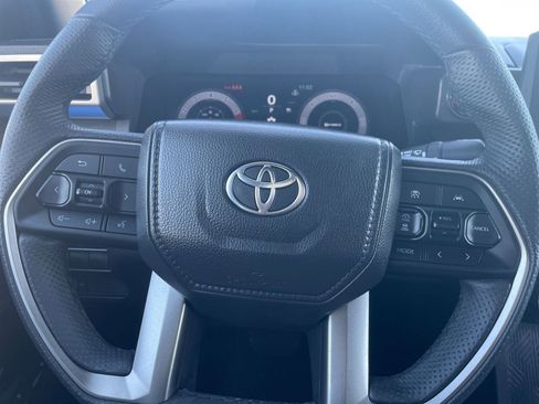 Used 2025 Toyota Tacoma TRD Off-Road image 25