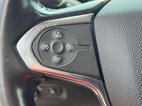 Used 2019 Chevrolet Traverse LT w/ LT Premium Package AWD/4WD image 24