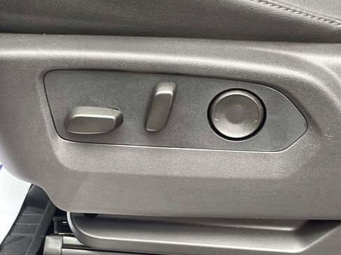 Used 2026 Chevrolet Silverado 1500 LTZ w/ LTZ Premium Package image 17