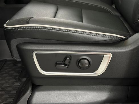 New 2026 RAM 1500 Laramie w/ Night Edition image 11