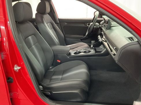 Certified 2025 Honda Civic Sport image 29