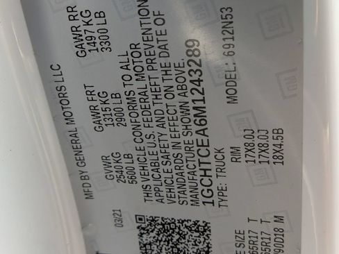 Used 2021 Chevrolet Colorado LT w/ Fleet Safety Package AWD/4WD image 21