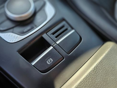 Used 2015 Audi A3 1.8T Premium image 29