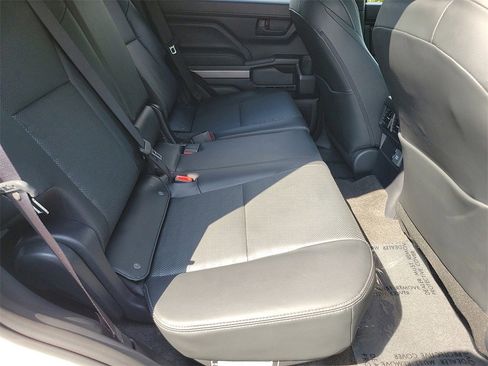 Used 2025 Toyota 4Runner Limited image 23