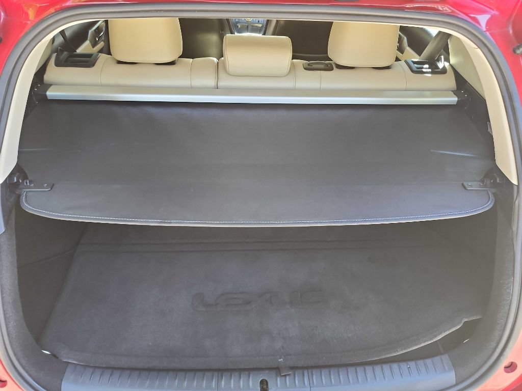 Used 2015 Lexus CT 200h w/ Seat Comfort Package FWD image 30