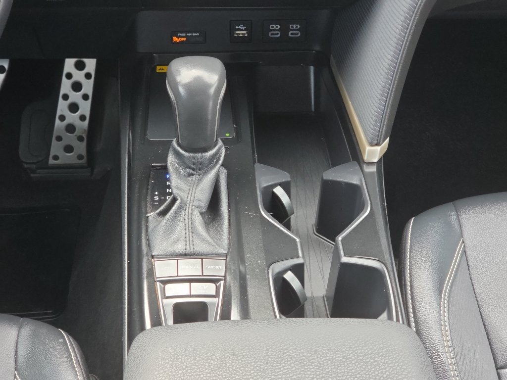 Used 2025 Toyota Camry SE FWD image 23