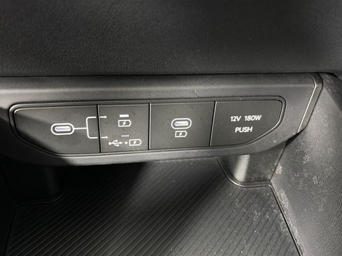 Used 2025 Kia K4 FWD image 21