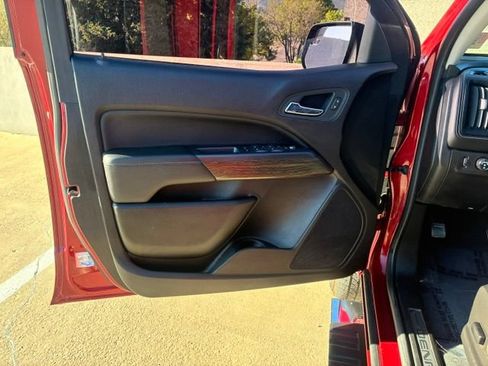 Used 2019 GMC Canyon Denali AWD/4WD image 11