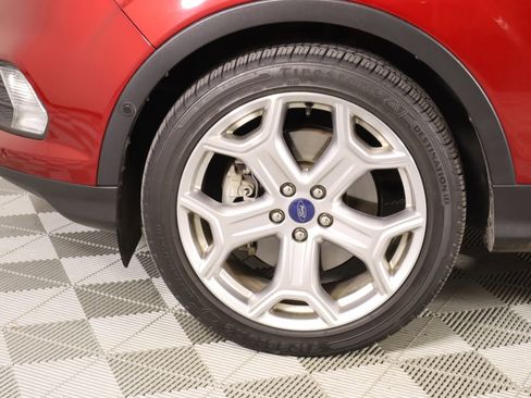 Used 2019 Ford Escape Titanium image 19