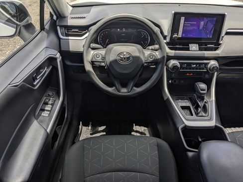 Used 2023 Toyota RAV4 XLE FWD image 19