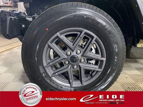 New 2026 Jeep Gladiator Sport image 8