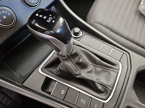 Certified 2024 Volkswagen Jetta S image 30