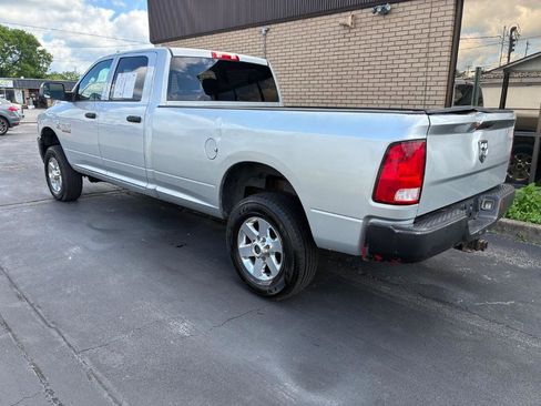 Used 2017 RAM 3500 Tradesman w/ Chrome Appearance Group AWD/4WD image 3