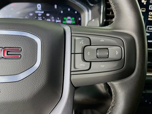 Used 2024 GMC Sierra 1500 Elevation w/ Preferred Package AWD/4WD image 17