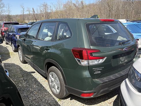 Used 2023 Subaru Forester image 4