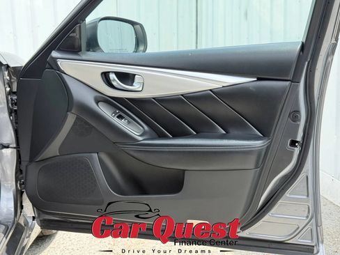 Used 2021 INFINITI Q50 Luxe RWD image 18
