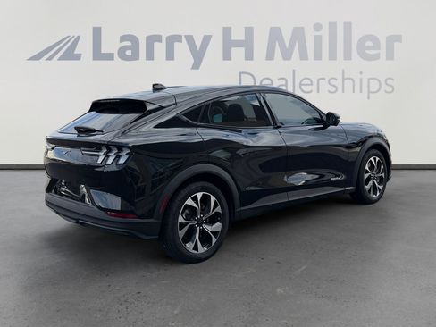 Used 2024 Ford Mustang Mach-E Select RWD image 5