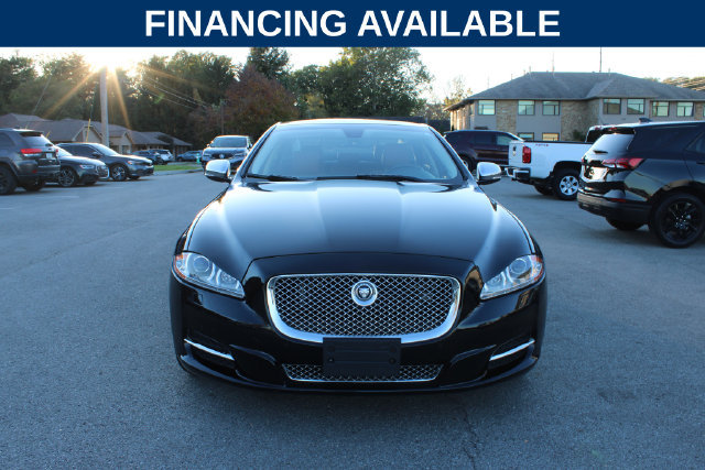 Used 2012 Jaguar XJ L RWD image 3